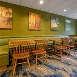Fairfield Inn & Suites By Marriott Slippery Rock
