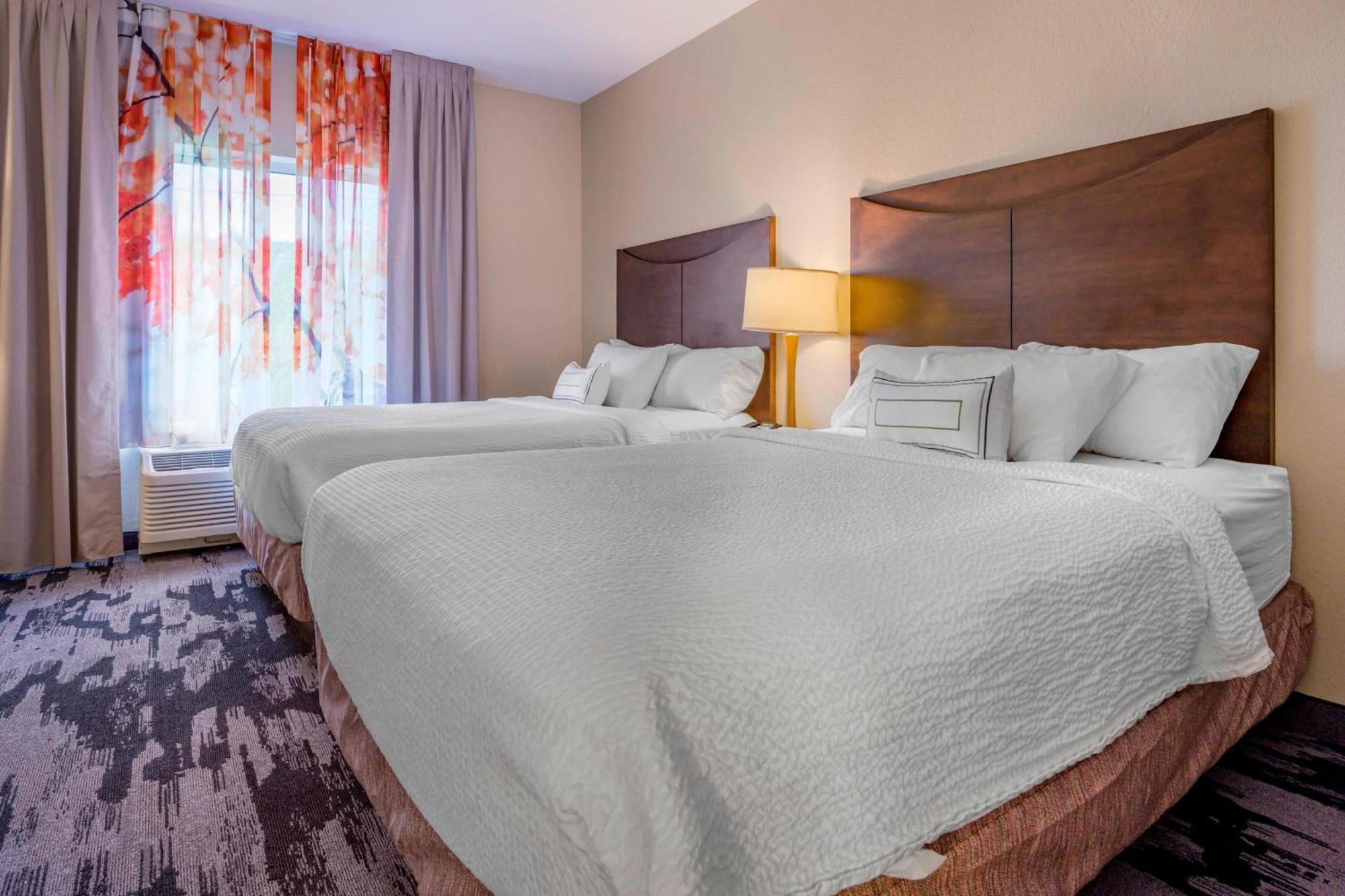 Hotel Fairfield & By Marriott Slippery Rock