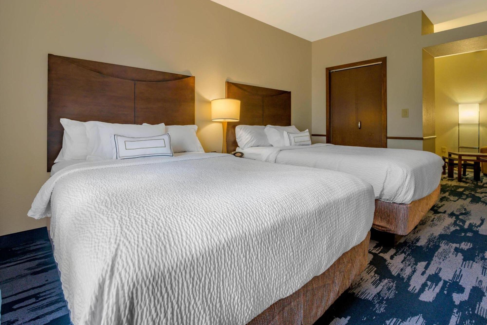 Fairfield & By Marriott 3*