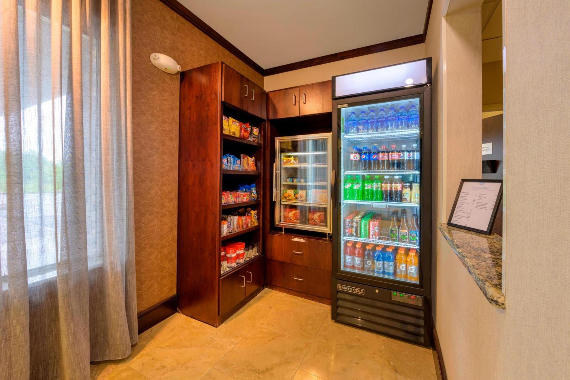 Fairfield & By Marriott 3*