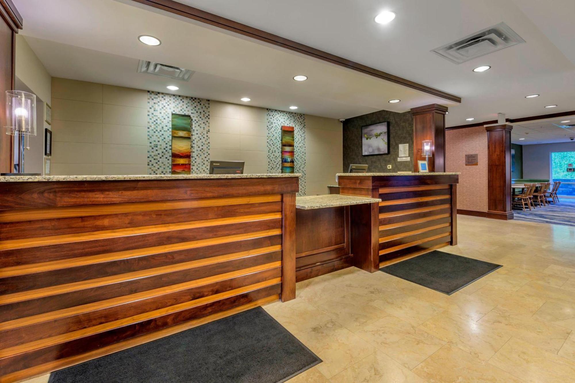 Hotel Fairfield & By Marriott Slippery Rock